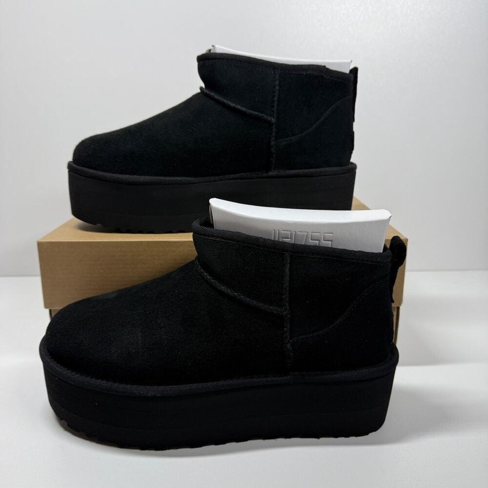 NIB UGG Women's Classic Ultra Mini Platform Size 9 In Black